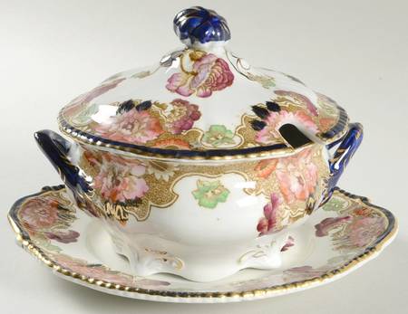 Cambridge Multicolor Sauce Boat & Lid with Underplate