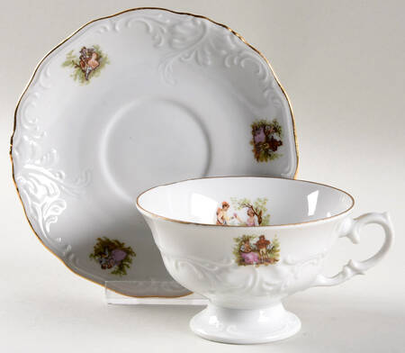 WAV74 Footed Cup & Saucer Set