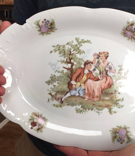 WAV74 12" Oval Serving Platter