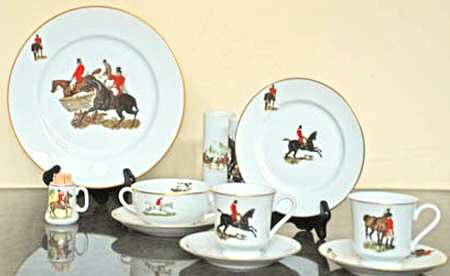 WDM15 Footed Cup & Saucer Set
