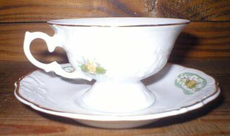 WAV75 Footed Cup & Saucer Set