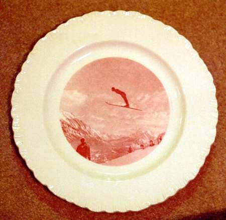 WW505 Red Dinner Plate