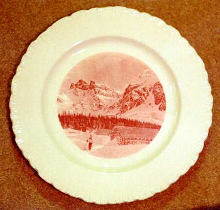 WW505 Red Dinner Plate