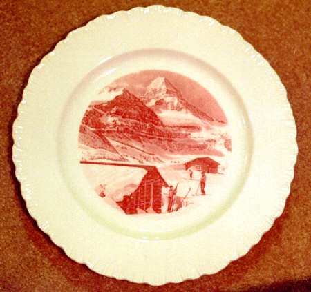 WW505 Red Dinner Plate