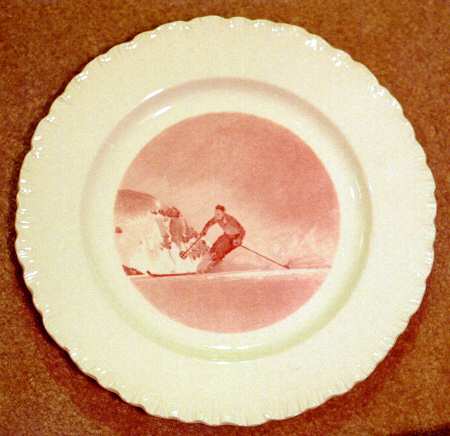 WW505 Red Dinner Plate