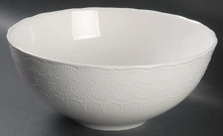 Trousseau 9" Round Serving Bowl