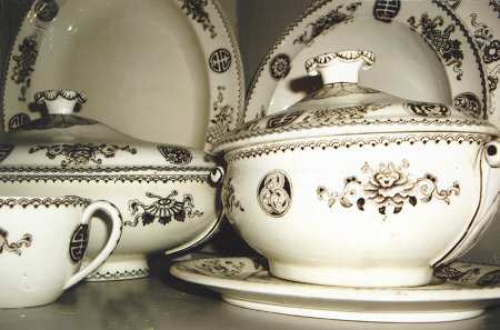 WW508 Gravy Boat & Lid w/Underplate