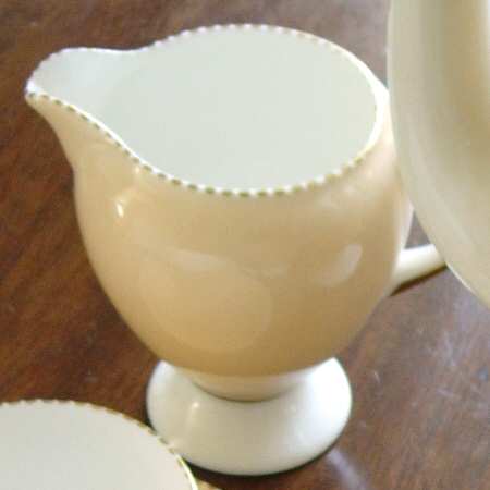 April Champagne Creamer