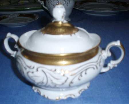 WAV76 Sugar Bowl & Lid
