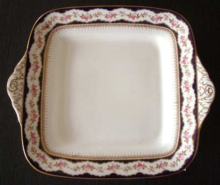X5388 Handled Cake Plate