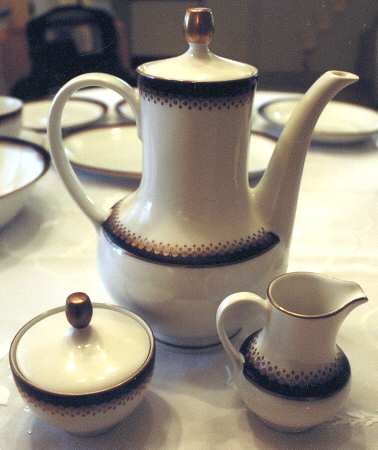 WIG1138 Coffee Pot & Lid