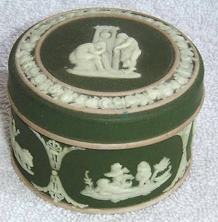 Cream Color on Olive Jasperware Ring Box & Lid