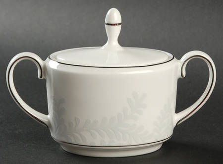 Trailing Vines Sugar Bowl & Lid