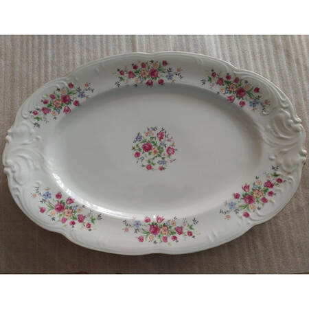 WLB89 14" Oval Serving Platter