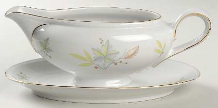 WIG1156 Gravy Boat with Attached Underplate