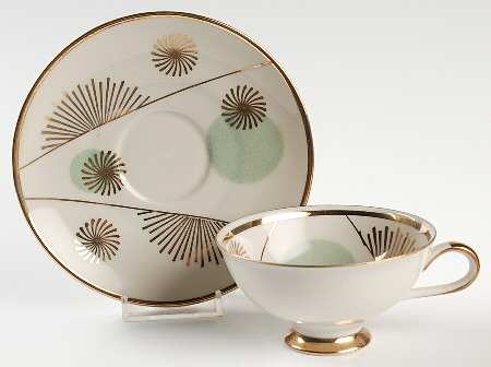 M8942E Footed Cup & Saucer Set