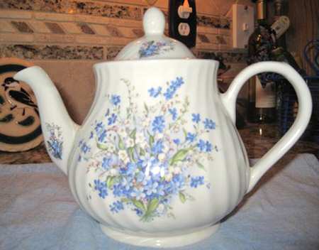 6095 Teapot & Lid