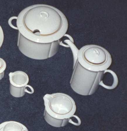 2281 Tureen &  Lid