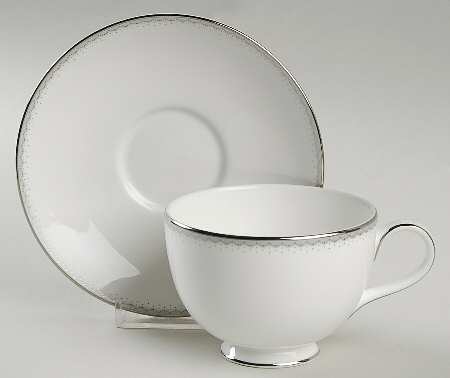 Dentelle Footed Cup & Saucer Set