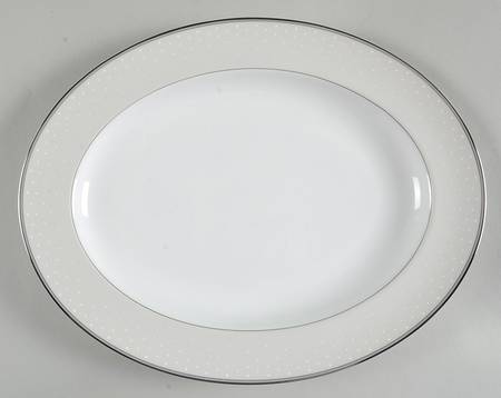 Pointe d'Esprit 13" Oval Serving Platter