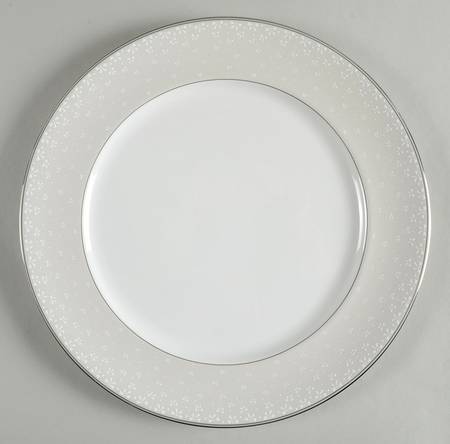 Pointe d'Esprit Service Plate (Charger)