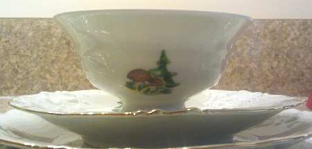 WAV81 Footed Cup & Saucer Set