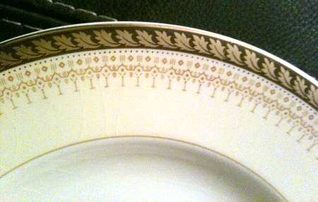 WOO199 Dinner Plate