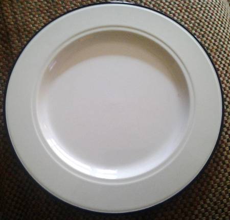 Bistro Francais 11" Plate for Cheese Dome