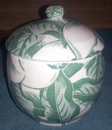 WAL29 Sugar Bowl & Lid