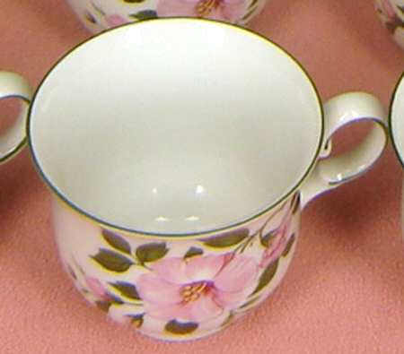 WIG1216 Footed Cup