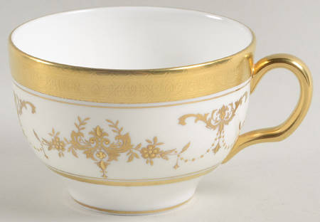 Riverton Footed Cup