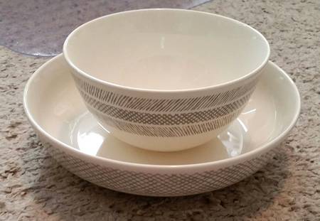 Vera Simplicity Cream 8" Individual Pasta Bowl