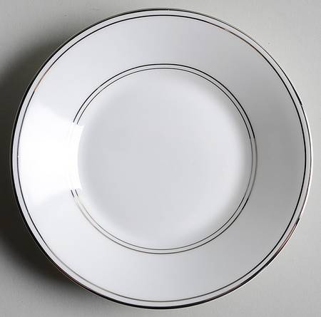 Radiante Formal Saucer