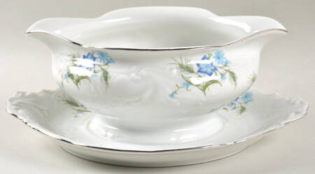 WLB104 Gravy Boat with Attached Underplate