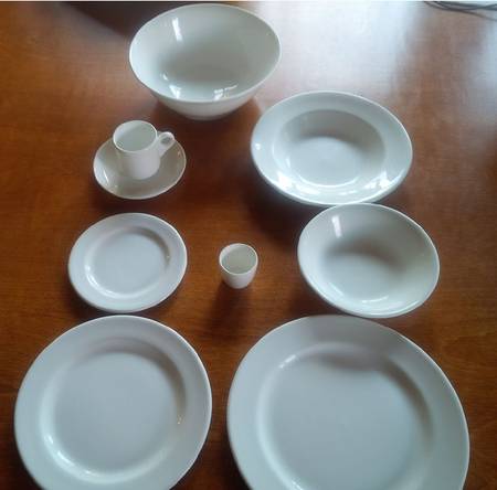 WW579 Luncheon Plate