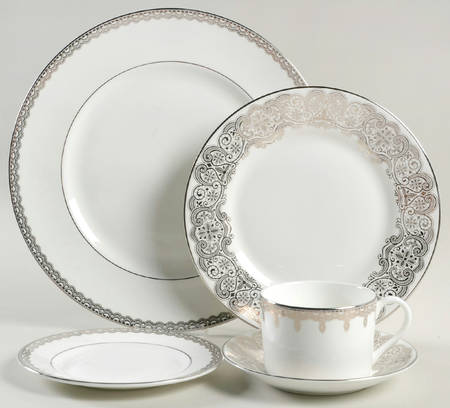 Lismore Lace Platinum 5 Piece Place Setting