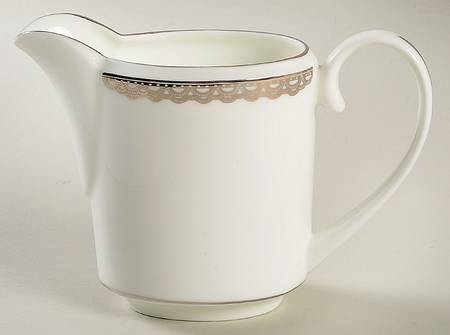 Lismore Lace Platinum Creamer