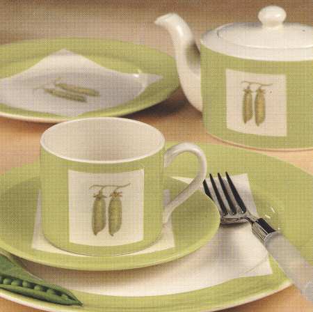 Pea by Wood &amp; Sons