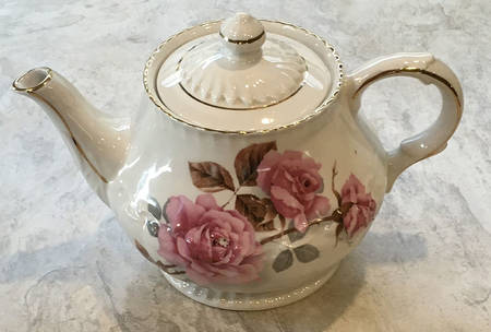 604 Teapot & Lid