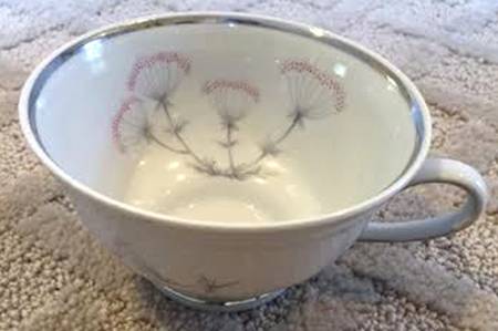 WIG1257 Footed Cup
