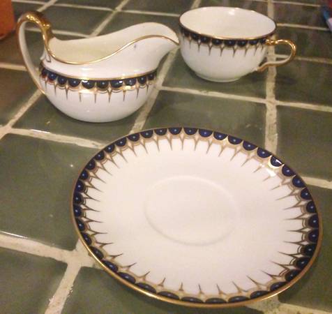 R6058 Flat Cup & Saucer Set