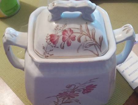 Sylvan Sugar Bowl & Lid