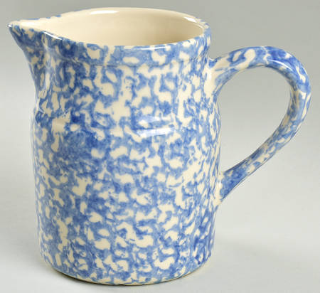 Blue Sponge 32 Oz Pitcher