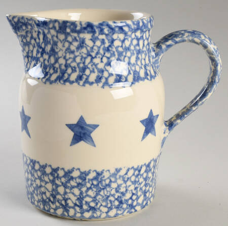 Blue Sponge 64 Oz Pitcher