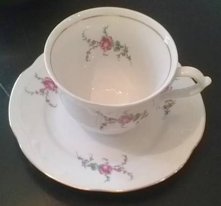 WTW11 Footed Cup & Saucer Set