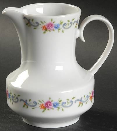 WIG1327 Creamer