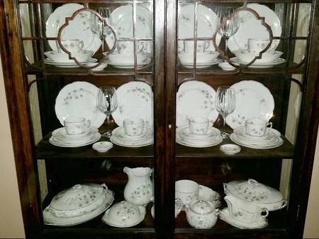 T195 Sugar Bowl & Lid