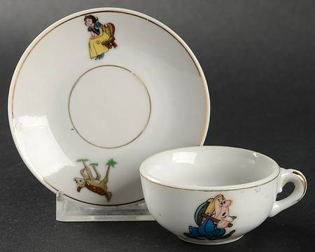 Snow White&The Seven Dwarfs Child's Cup & Saucer Set