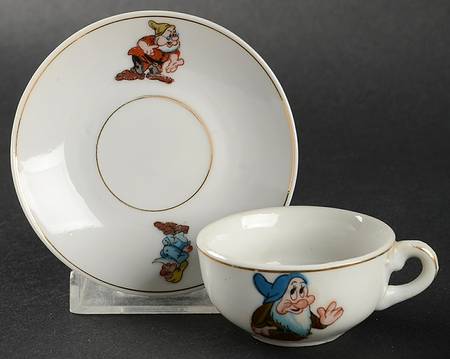 Snow White&The Seven Dwarfs Child's Cup & Saucer Set