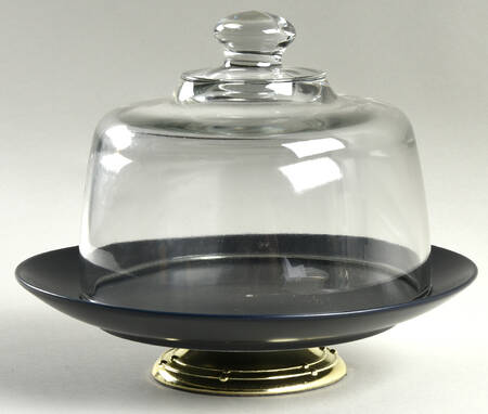 Hudson Black 6 1/2"-7 1/2" Footed Cheese Plate w/ Glass Dome HC